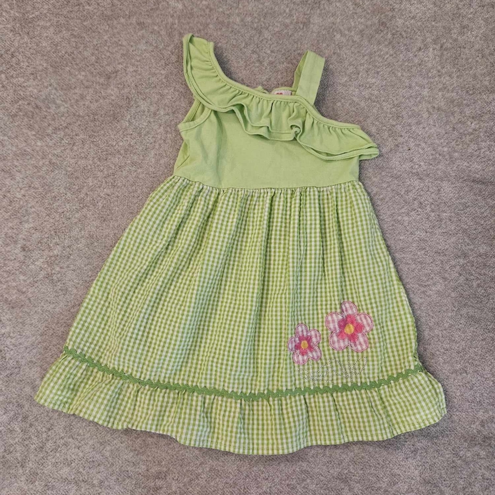 Little girls dress